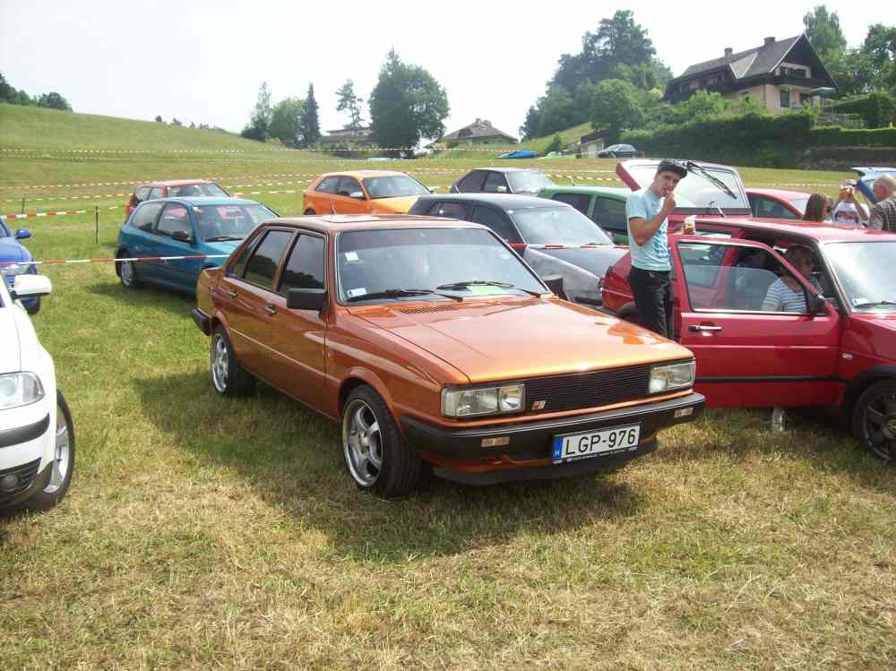 Audi  80