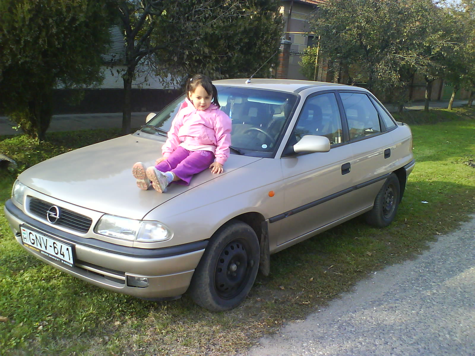 Opel Astra       dominooo