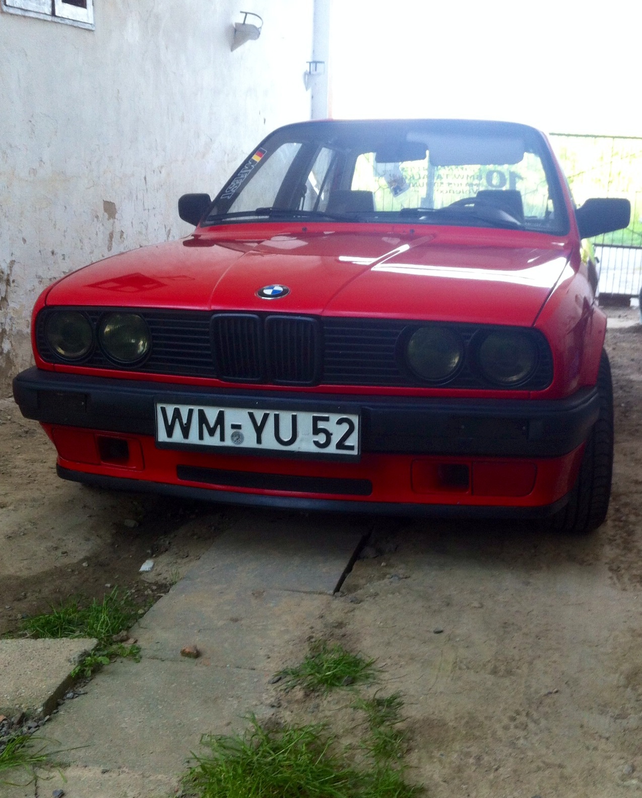 BMW E30 328i