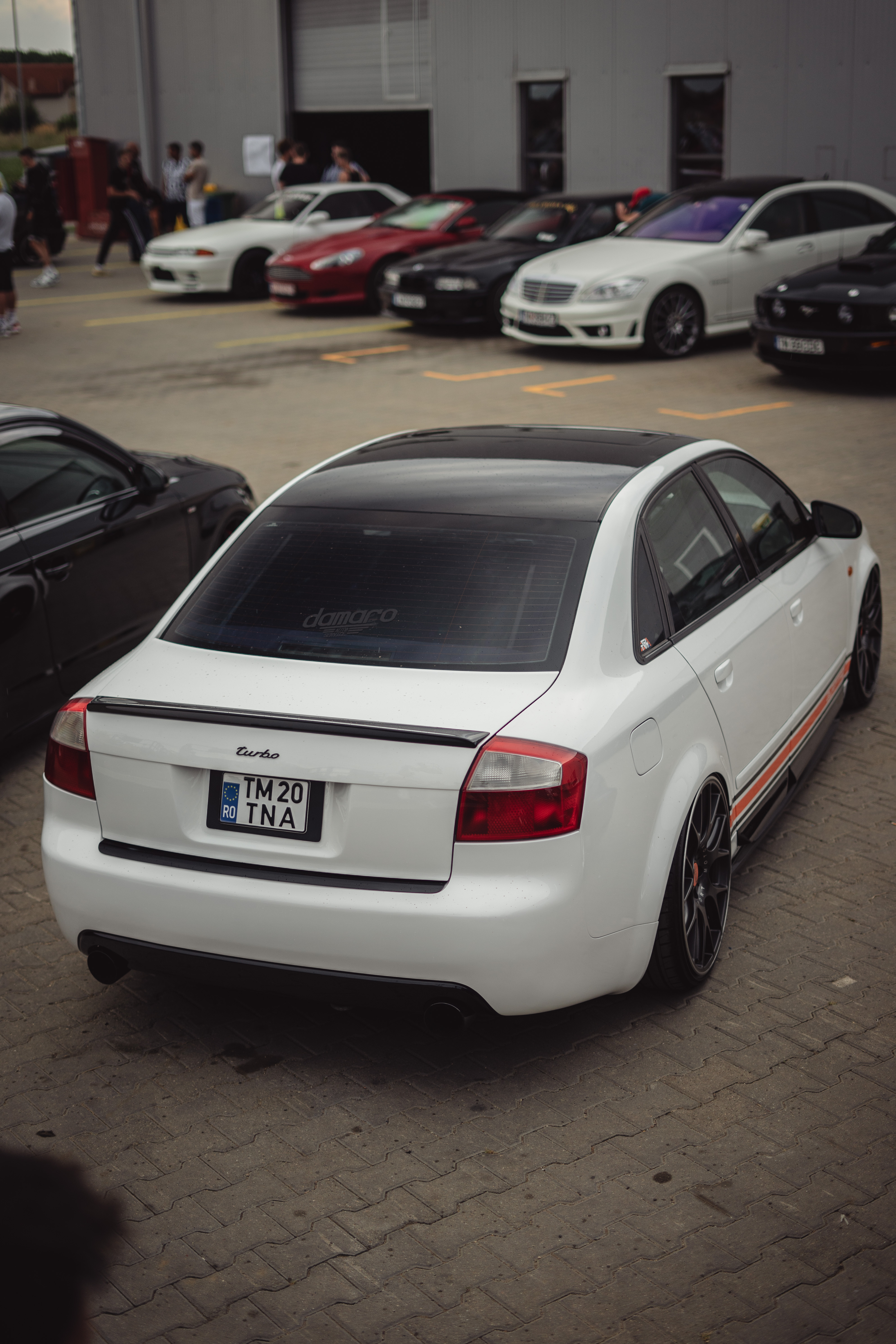Audi B6